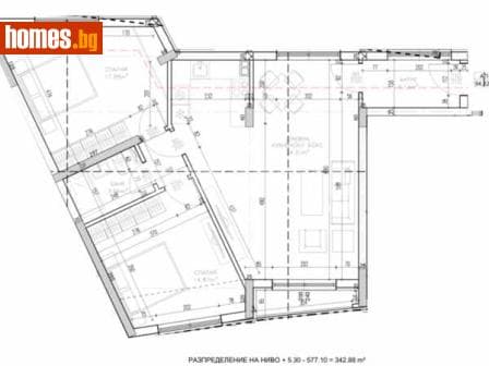 Тристаен, 112m²