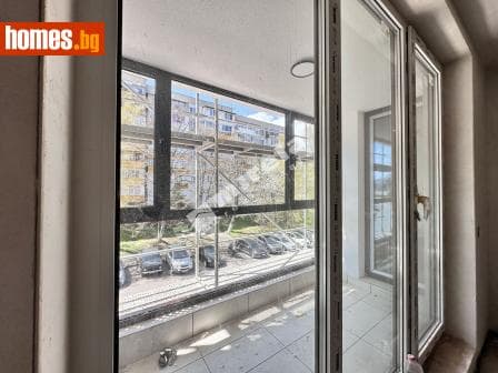Двустаен, 65m²