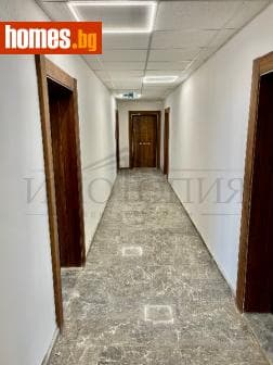 Двустаен, 82m²