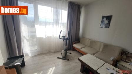 Двустаен, 68m²