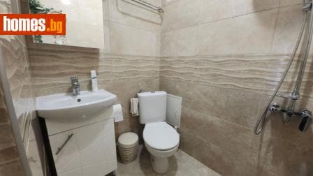 Двустаен, 68m²