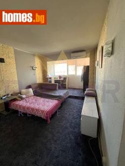 Тристаен, 100m²