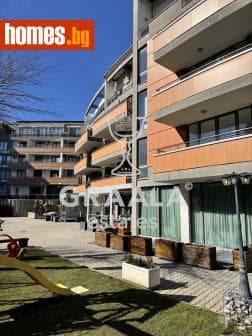 Тристаен, 134m²