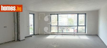 Тристаен, 115m²