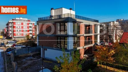 Тристаен, 121m²