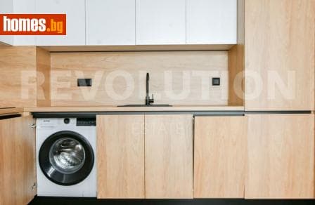 Двустаен, 65m²