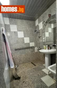 Двустаен, 70m²