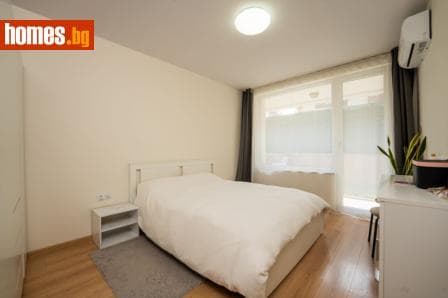 Тристаен, 88m²