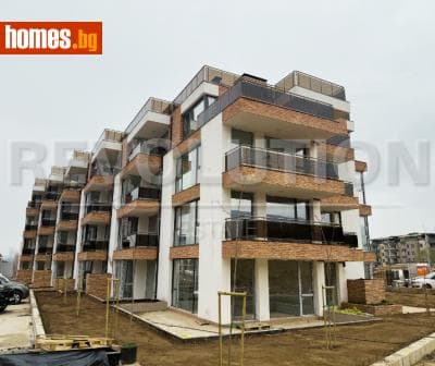 Тристаен, 120m²