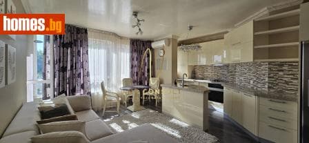 Тристаен, 95m²