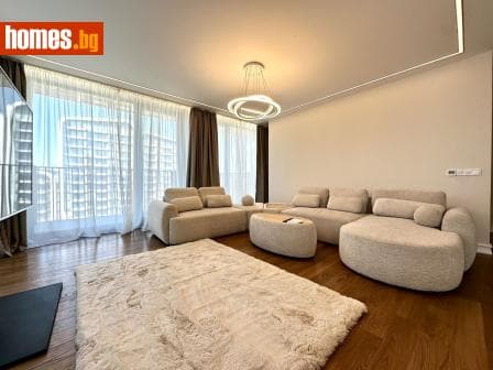 Тристаен, 158m²