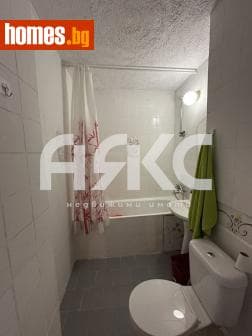 Тристаен, 90m²