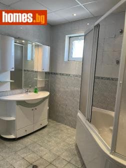Тристаен, 116m²