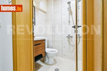 Тристаен, 112m²