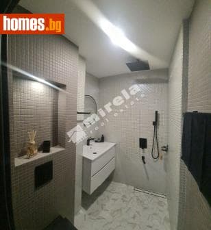 Тристаен, 78m²