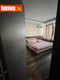 Тристаен, 118m²
