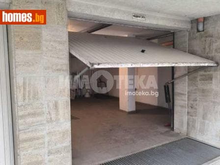 Тристаен, 110m²