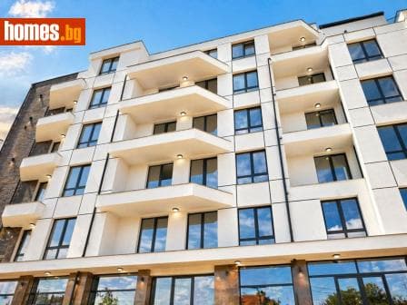 Тристаен, 135m²