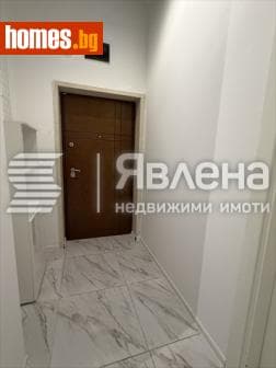 Тристаен, 78m²