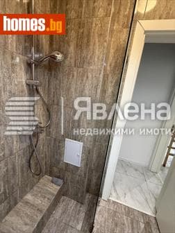 Тристаен, 78m²