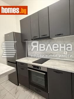 Тристаен, 78m²