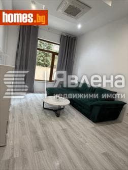 Тристаен, 78m²