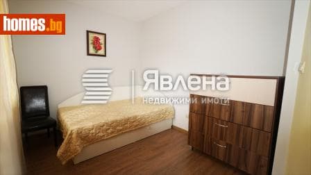 Тристаен, 107m²