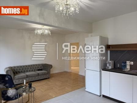 Тристаен, 97m²
