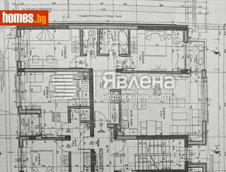 Тристаен, 121m²