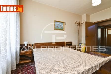 Тристаен, 115m²