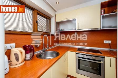 Тристаен, 119m²