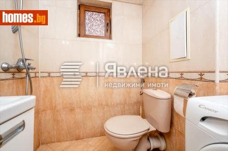 Тристаен, 119m²