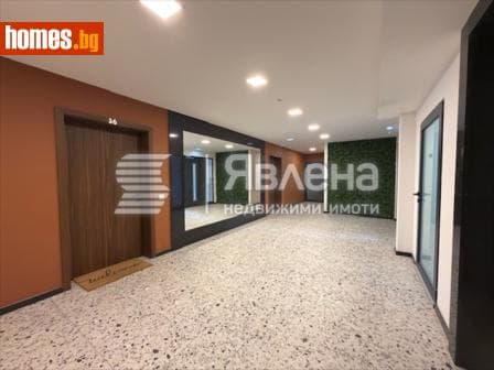 Тристаен, 116m²