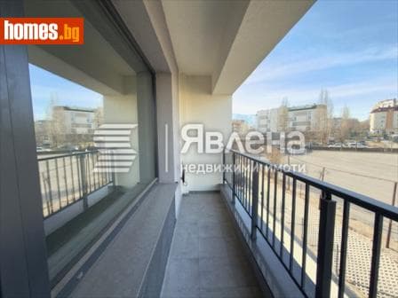 Тристаен, 116m²