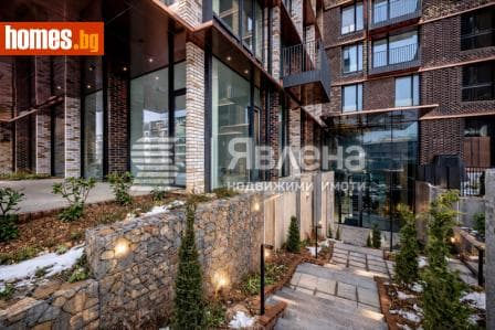 Тристаен, 149m²