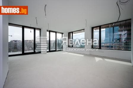 Тристаен, 149m²