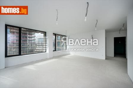 Тристаен, 149m²