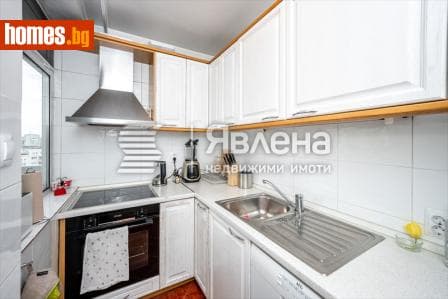 Тристаен, 88m²