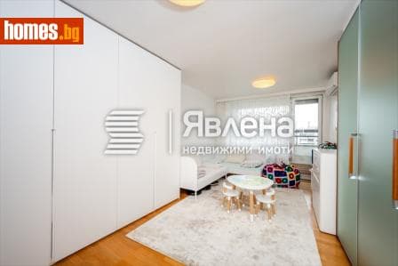 Тристаен, 88m²