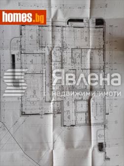 Тристаен, 156m²