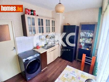 Двустаен, 65m²