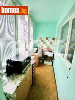 Двустаен, 65m²