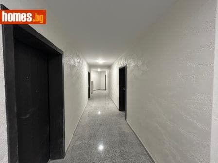 Двустаен, 77m²
