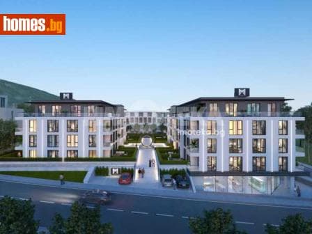Тристаен, 107m²