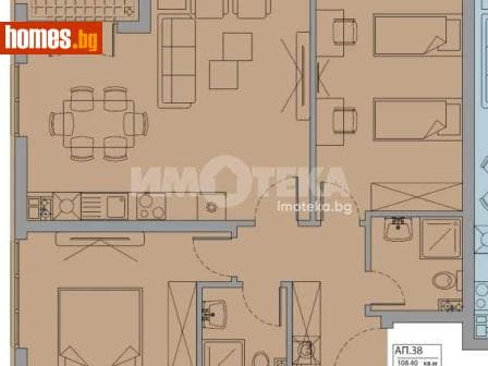 Тристаен, 109m²