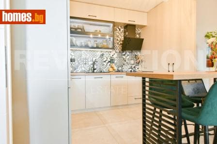 Двустаен, 84m²