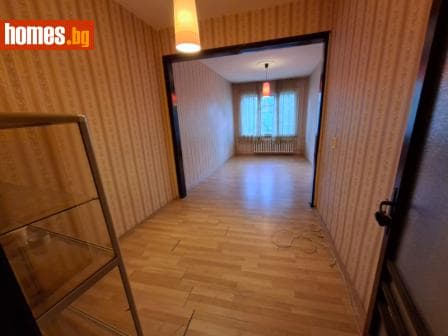 Едностаен, 45m²