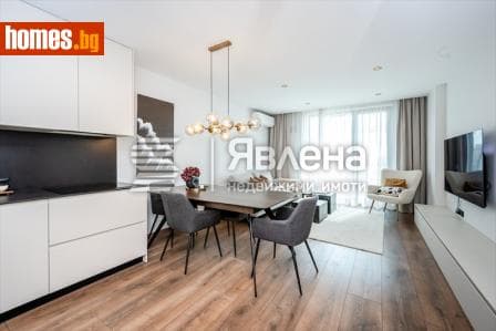 Тристаен, 110m²
