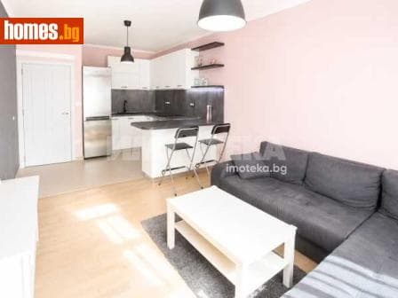 Тристаен, 104m²