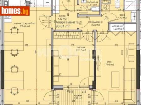 Тристаен, 104m²